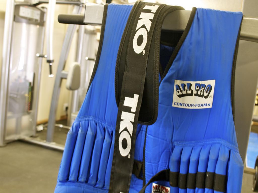 Ypc Fitness & Accomodations Invermere Pokój zdjęcie
