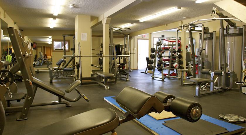 Ypc Fitness & Accomodations Invermere Pokój zdjęcie