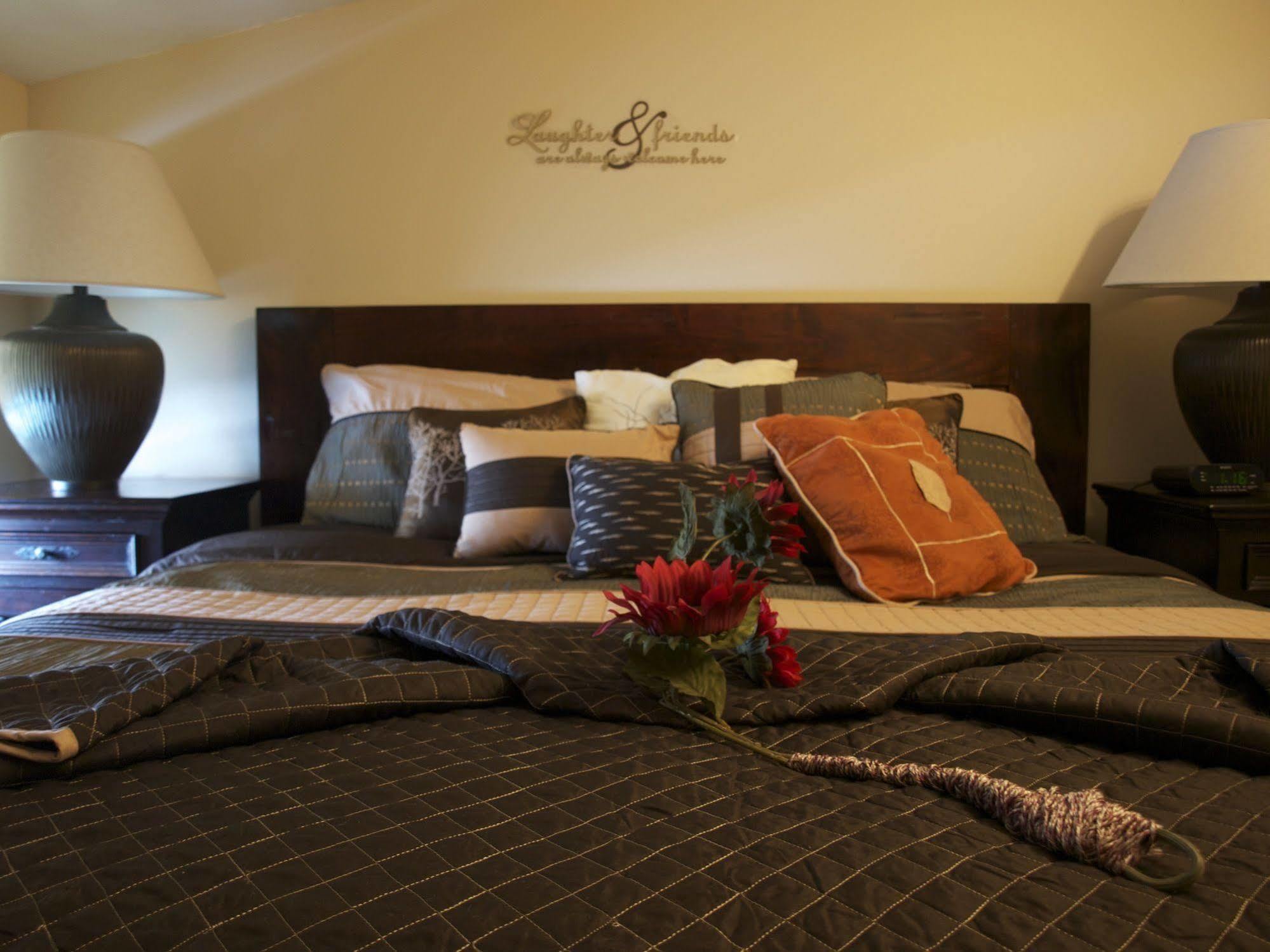 Ypc Fitness & Accomodations Invermere Zewnętrze zdjęcie